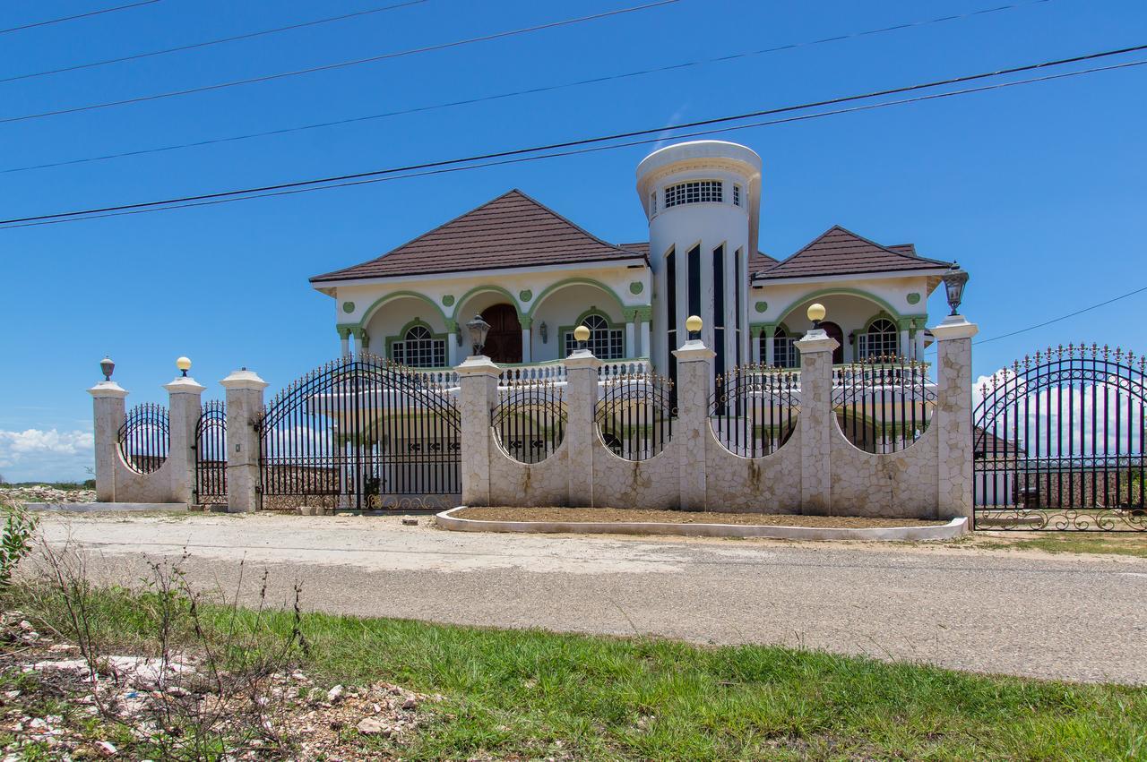 El Cielo Bed & Breakfast Portmore Eksteriør bilde