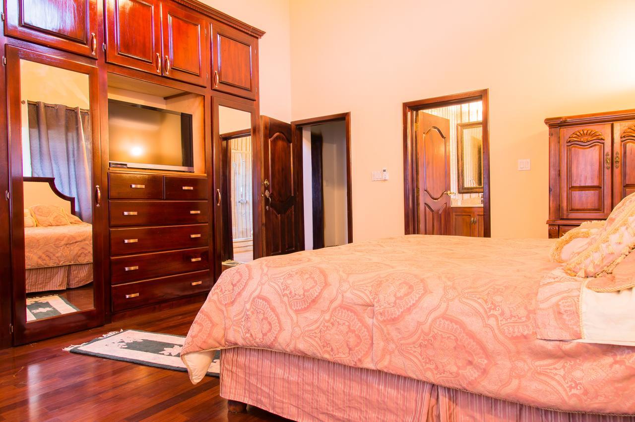 El Cielo Bed & Breakfast Portmore Eksteriør bilde
